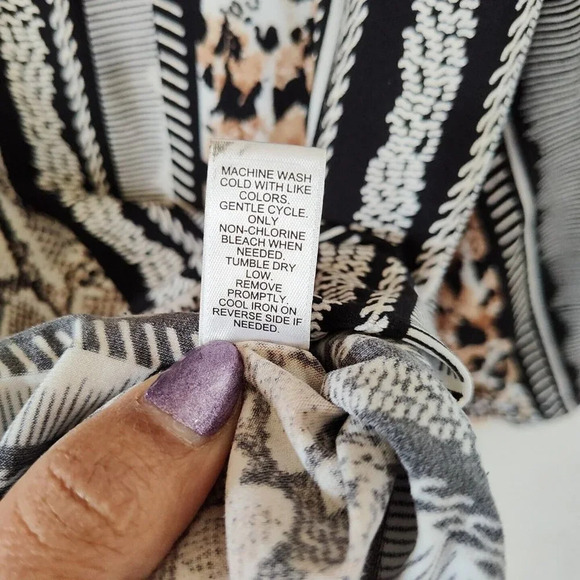 Cato Animal Print Tie Front Top Shirt Women Size L Long Sleeve Scoop Neck - Picture 5 of 7